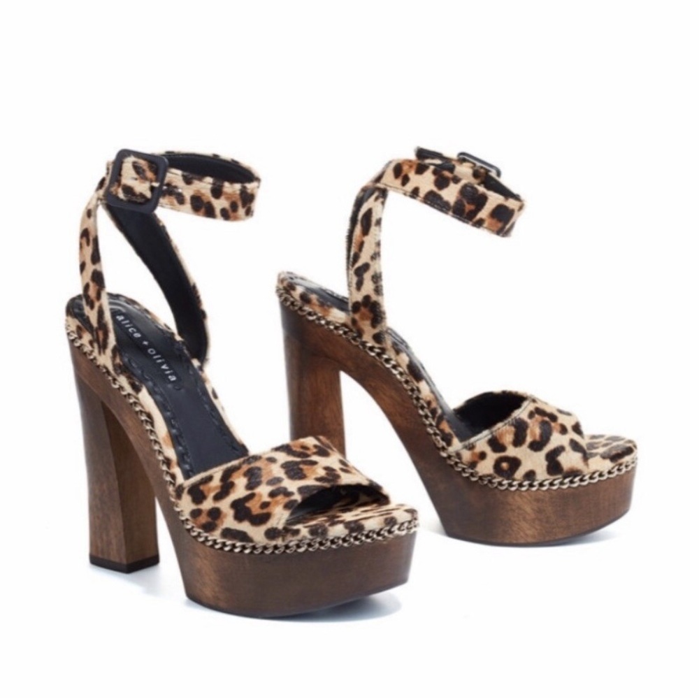 Alice + Olivia ‘Faira’ Cheetah Leopard Print Platform Heels